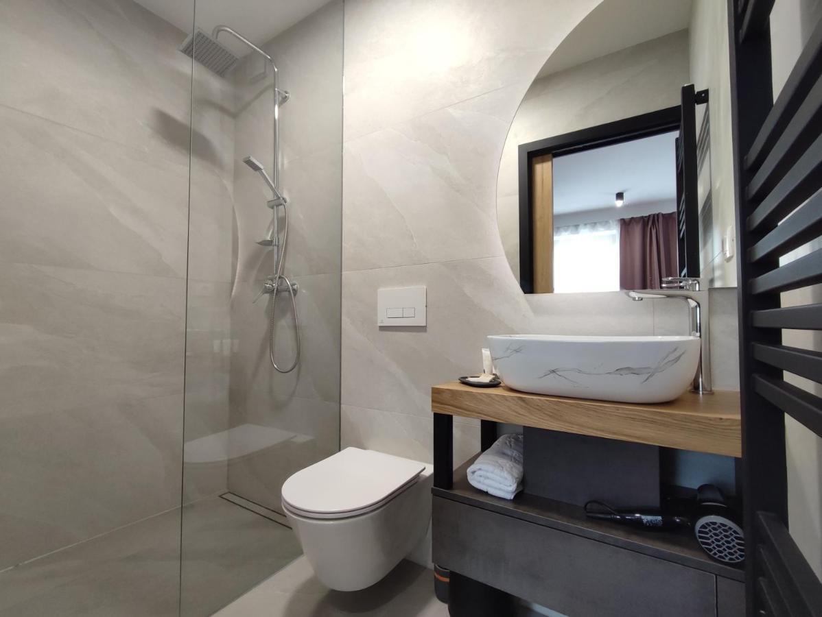 Boutique Rooms By Petric Winery Dobravlje Εξωτερικό φωτογραφία