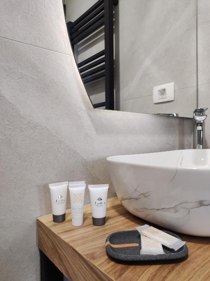 Boutique Rooms By Petric Winery Dobravlje Εξωτερικό φωτογραφία