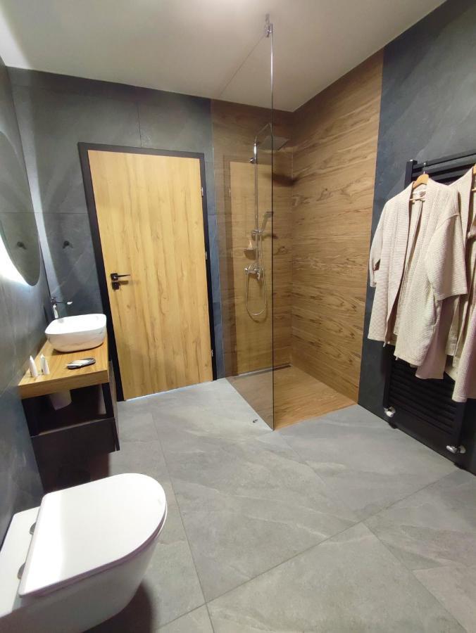 Boutique Rooms By Petric Winery Dobravlje Εξωτερικό φωτογραφία