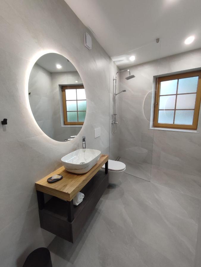 Boutique Rooms By Petric Winery Dobravlje Εξωτερικό φωτογραφία